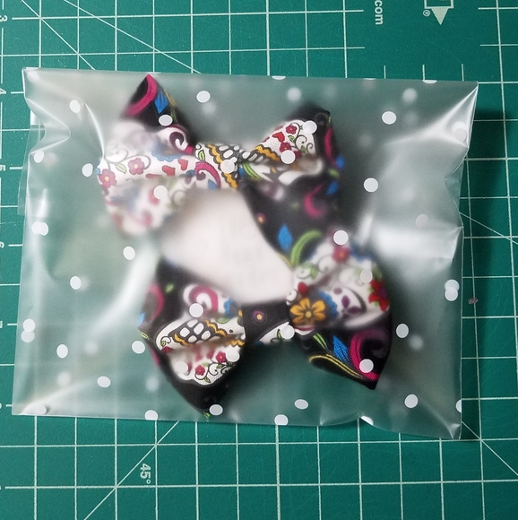 Set of 2 day of the dead alligator clips - Picture 5 of 5